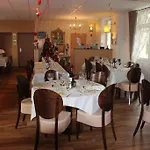 L'auberge De En Brie 酒店