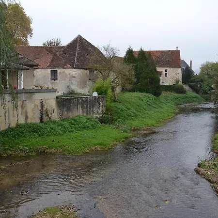 酒店 L'auberge De En Brie