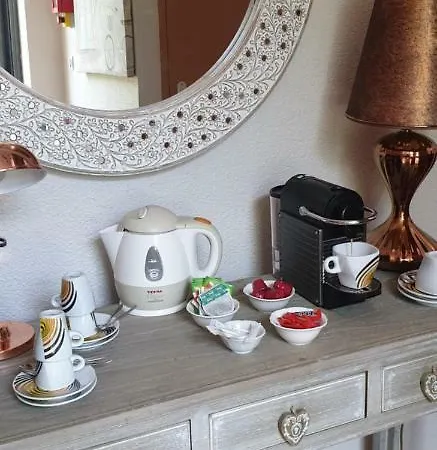 Hotel L'auberge De En Brie Conde-en-Brie